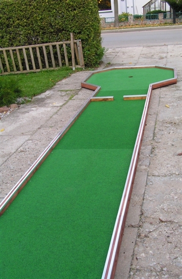 WMF filt minigolfbane med aluprofiler